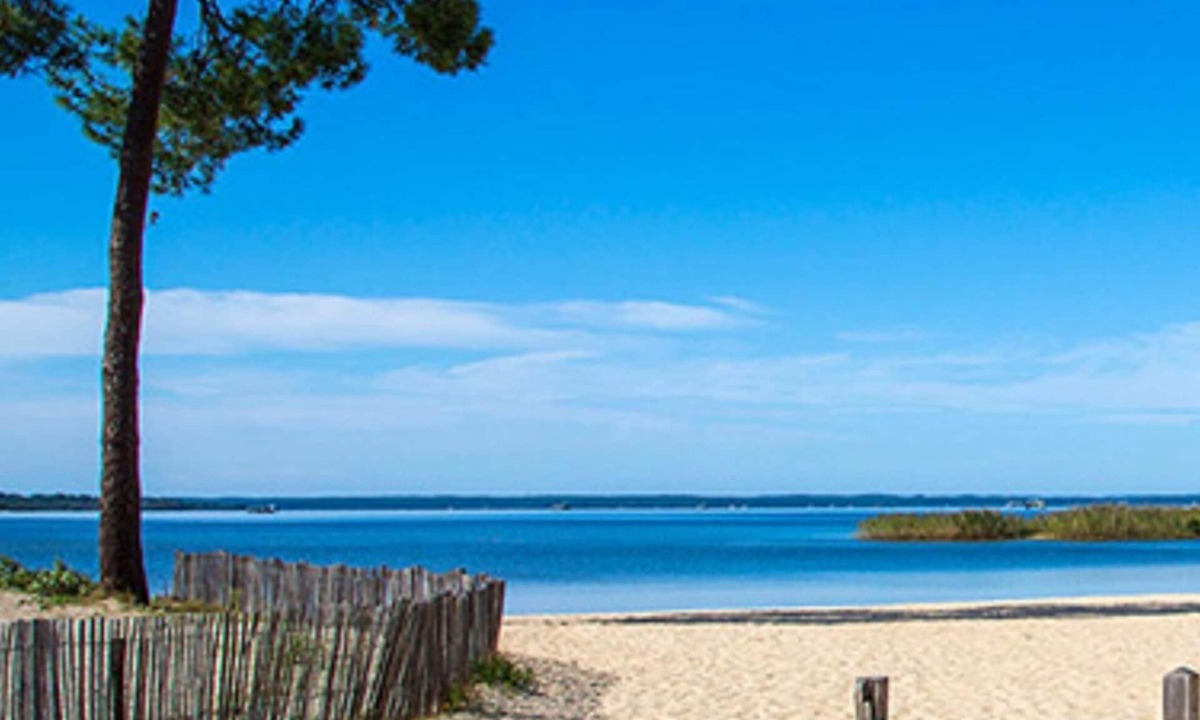 Parentis-en-Born Hotel | The Original Boutiques, Hotel Lakeside