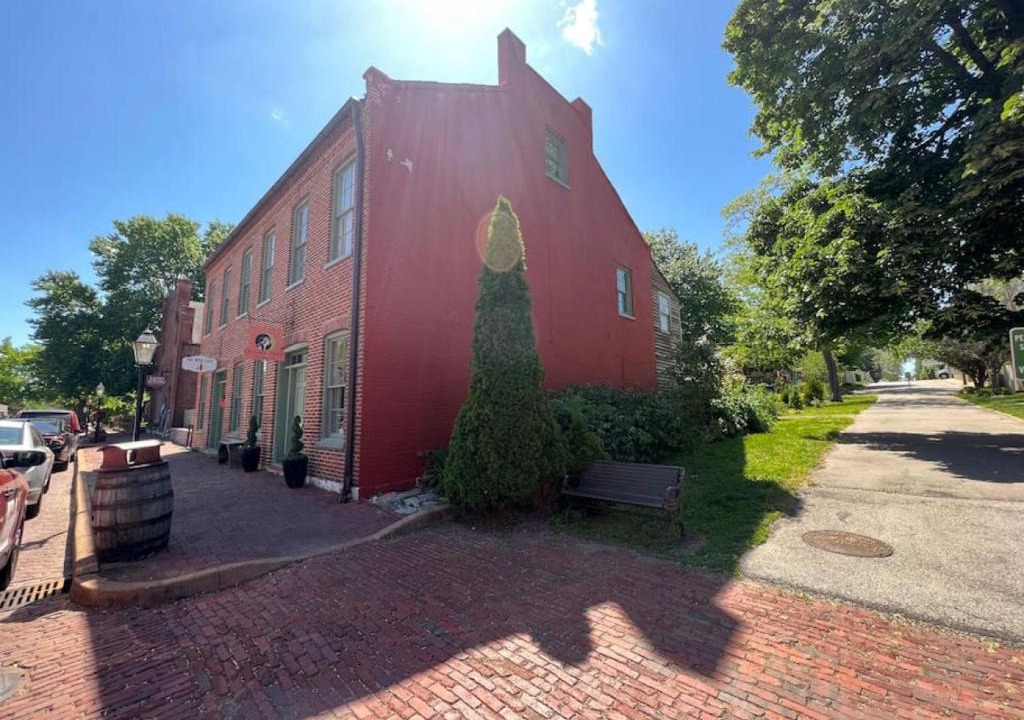 St. Charles House | The Original Custom House!