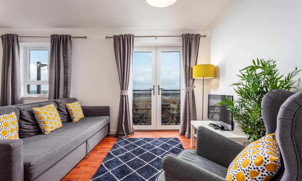 Ayr Apartment | The Original Donnini Apartment