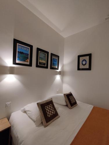 Saint-Hilaire-Saint-Florent Hotel | The Originals Access, Hotel Le Canter Saumur