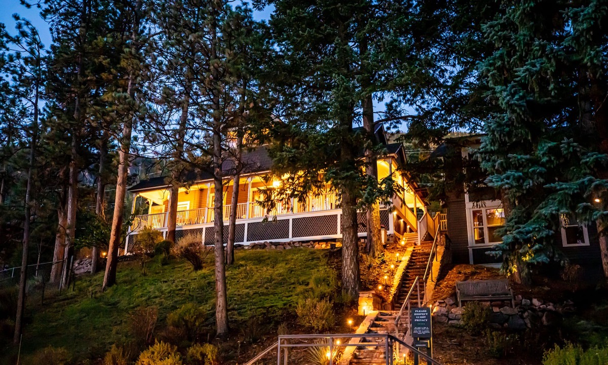 Green Mountain Falls Cabin | The Outlook Lodge