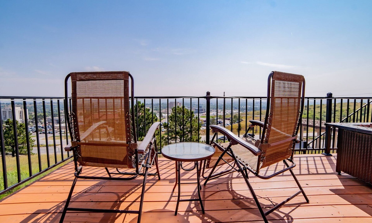 Rapid City House | The Overlook - Spacious Modern Home with Panoramic Rapid City Views