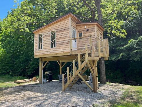 Malaga House | The Owl's Perch Treehouse