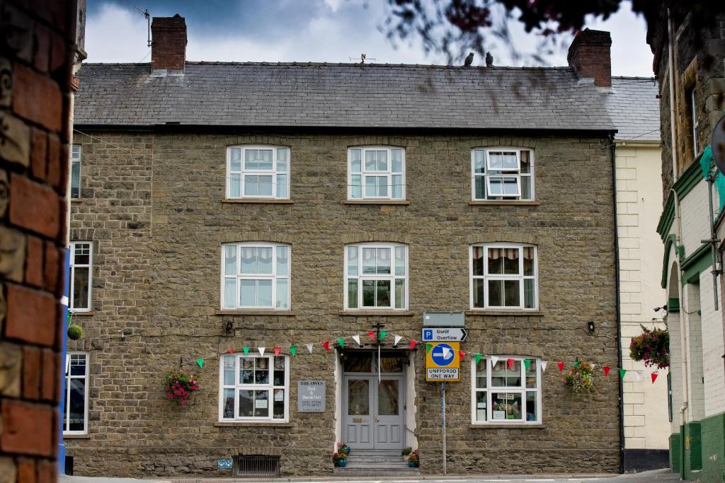 Builth Wells Bed & Breakfast | The Owls