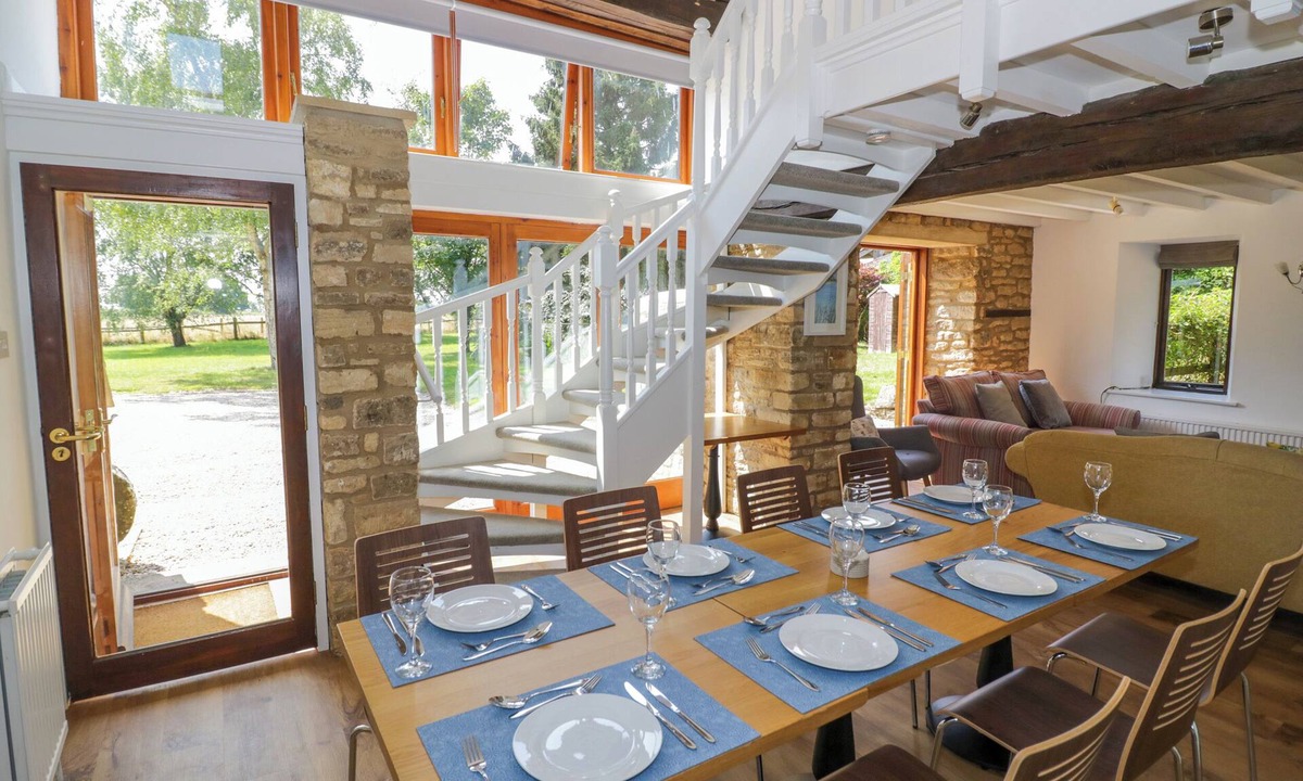 Witney Cottage | The Paddock