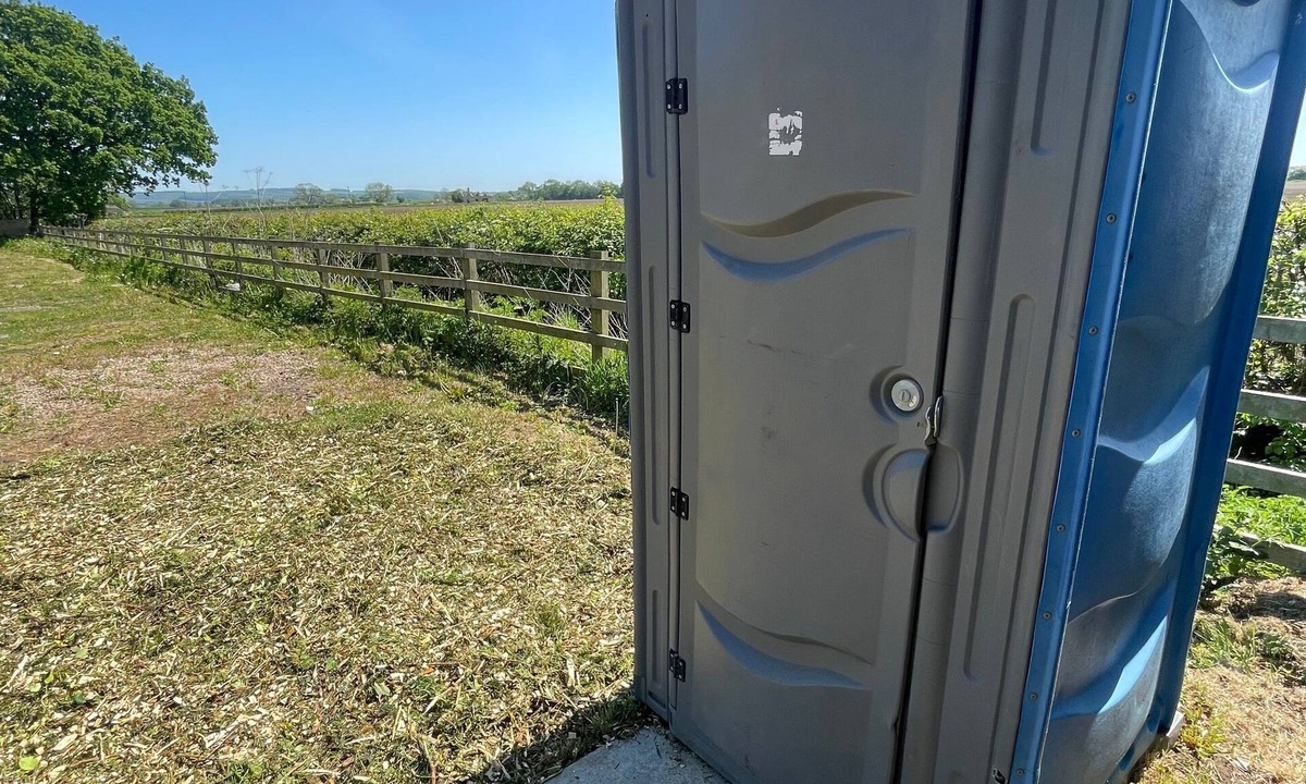 Fangfoss Cabin | The Paddock Glamping - Clover 2