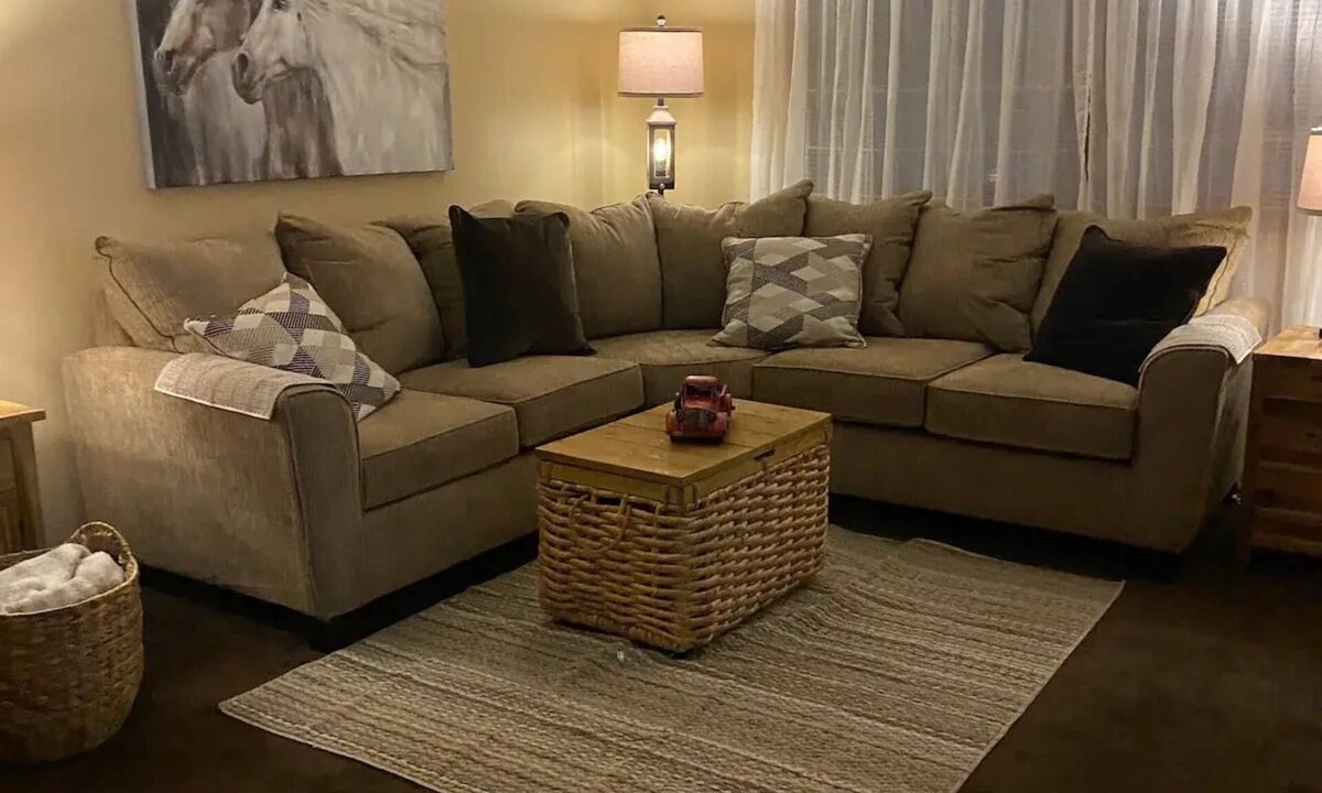 Ashland House | The Paddock Home