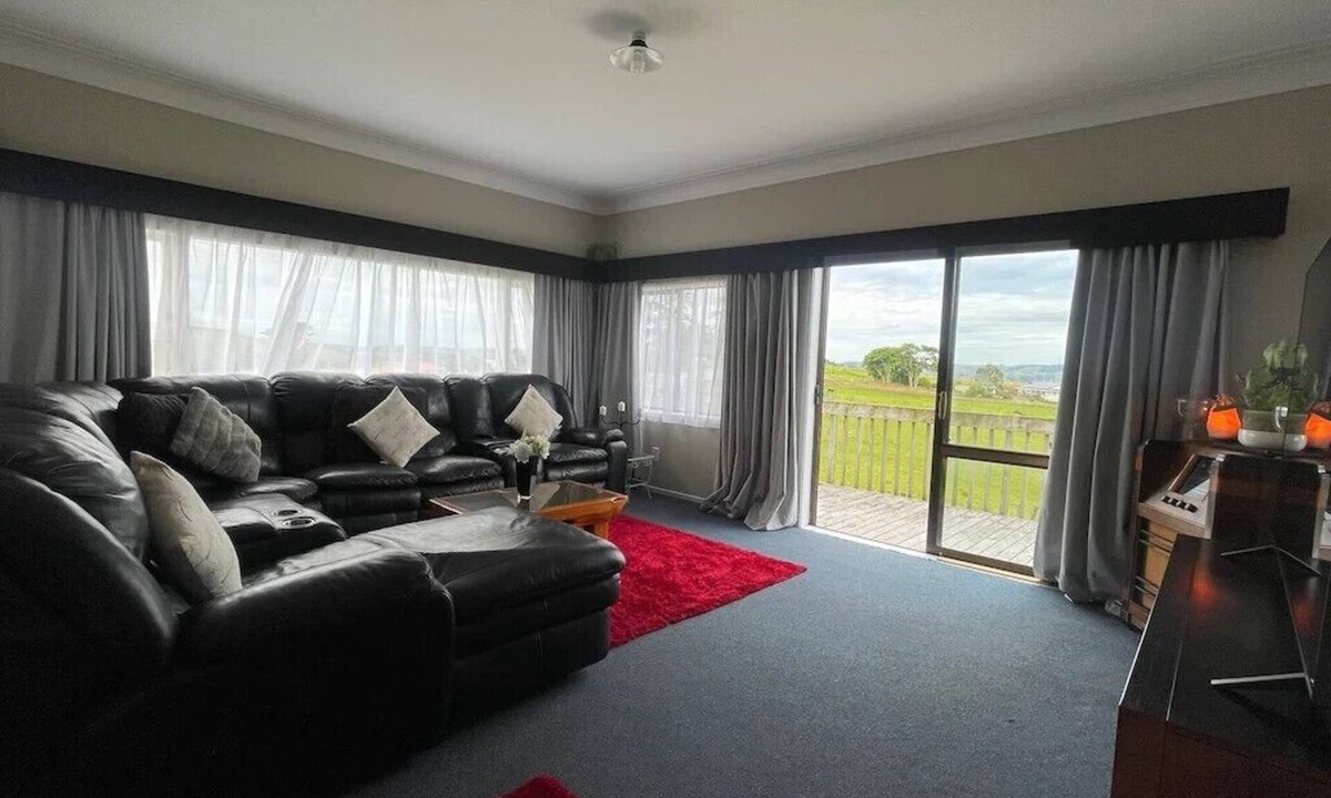 Pahi House | The Pahi Bach