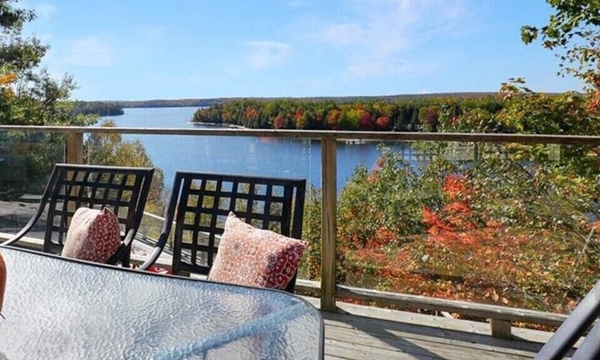Irondale Cottage | The Panorama: Peaceful 4 Bedroom, 2 Bath Cottage