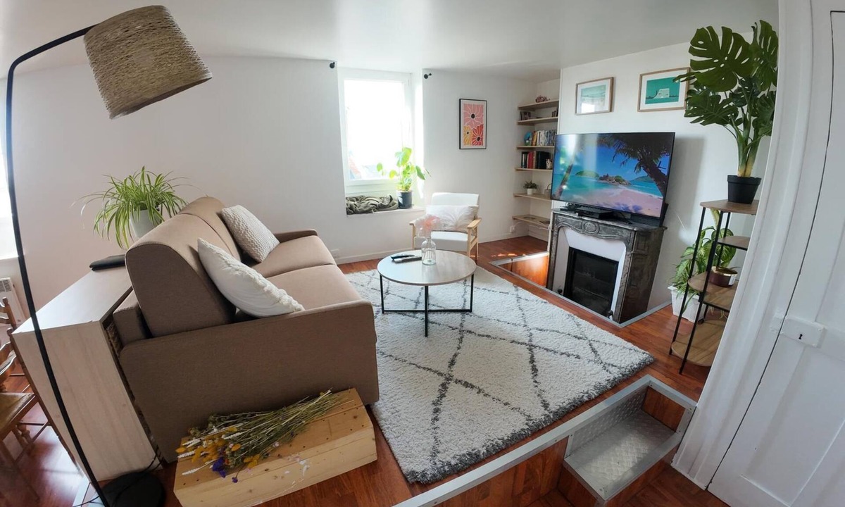 Le Havre Apartment | The Panoramic Nest
