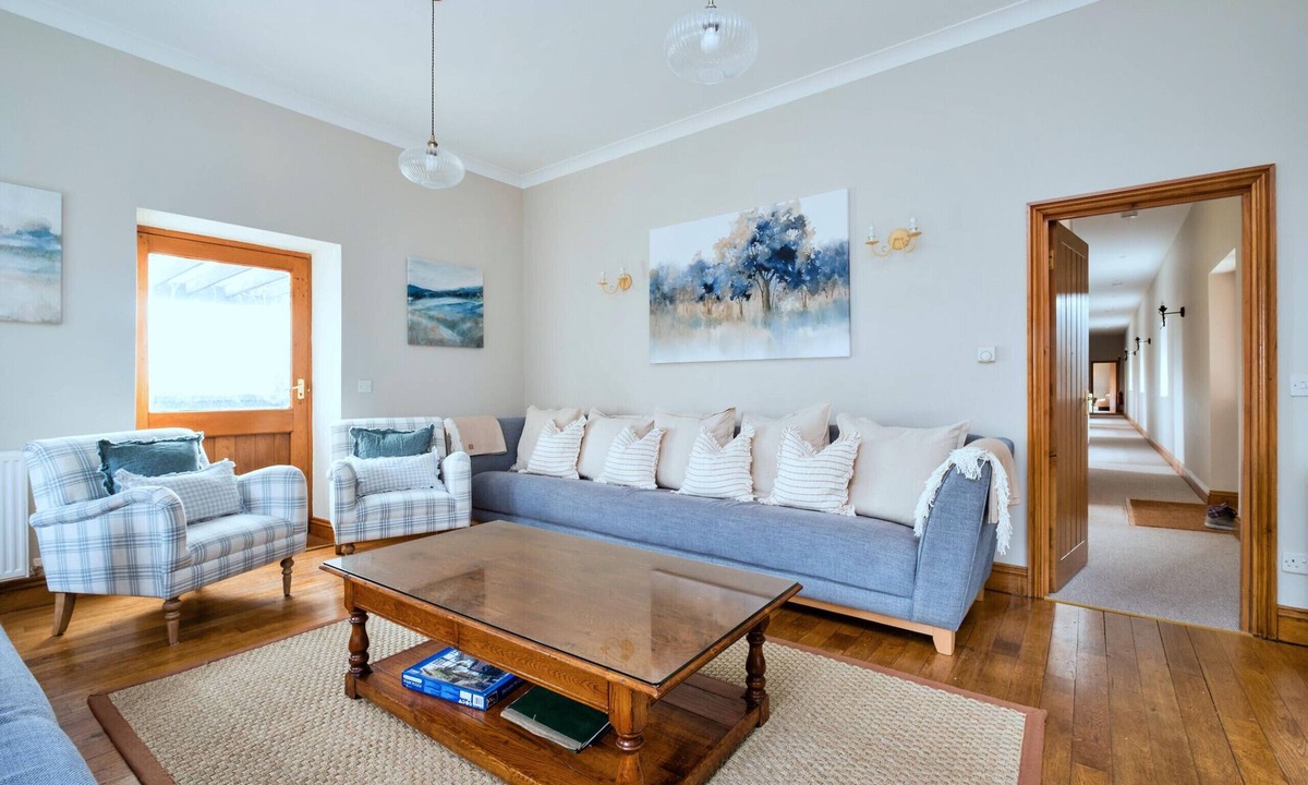 Craven Arms Cottage | The Park