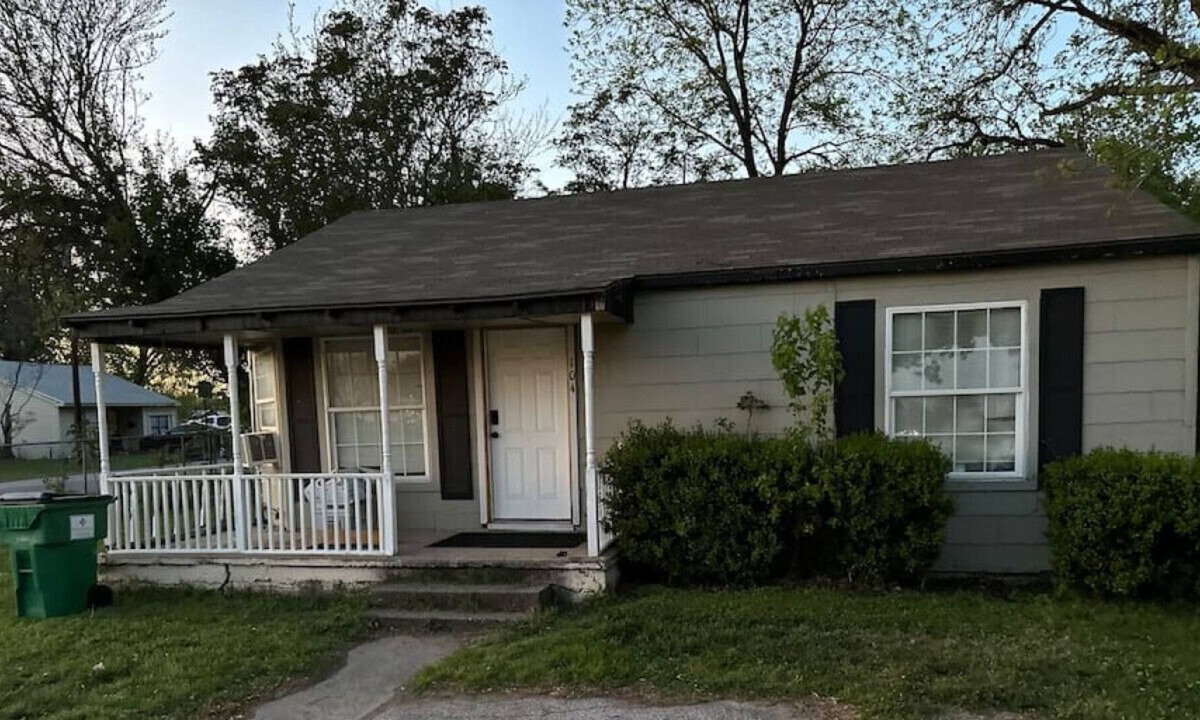 Burkburnett House | The Park Place. Bring the kids
