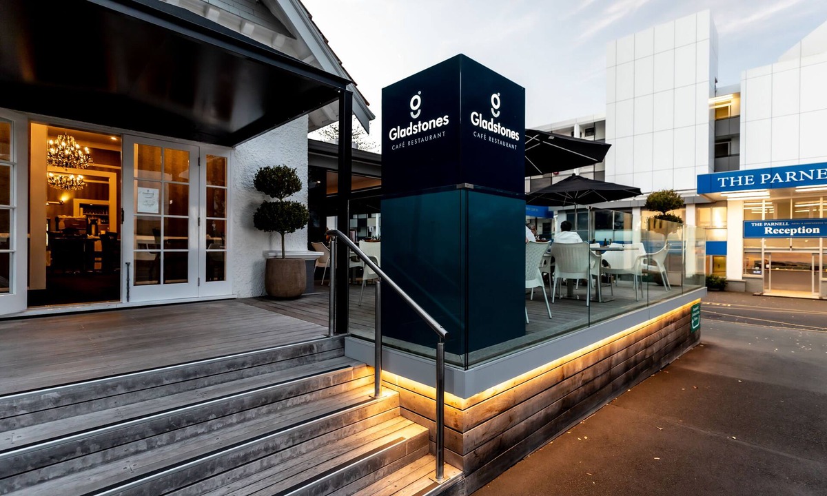 Parnell Hotel | The Parnell Hotel & Conference Centre