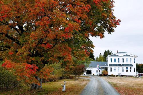 Parrsboro Bed & Breakfast | The Parrsboro Mansion Inn