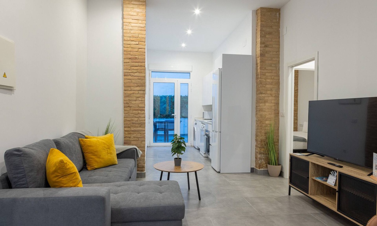 Patraix Apartment | The Patraix Apartment B by Florit Flats