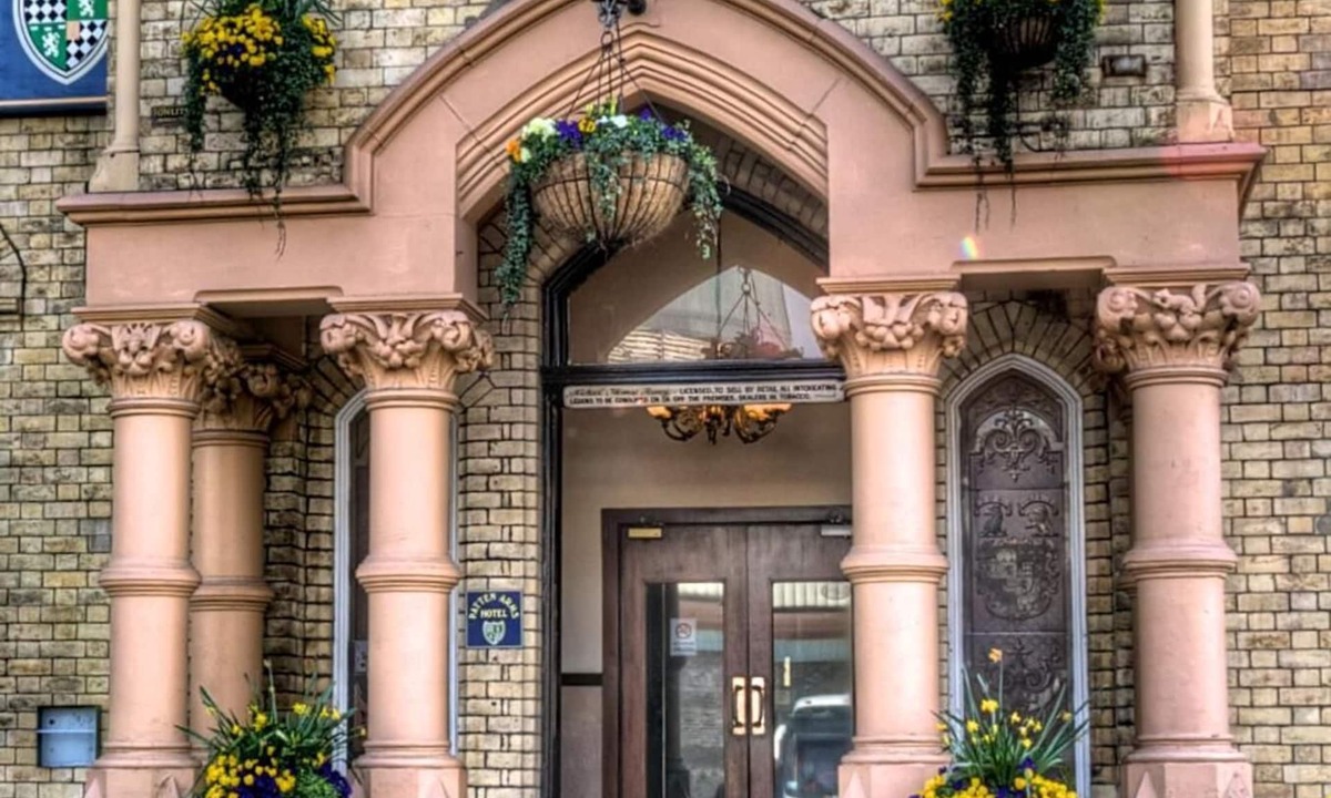 Warrington Hotel | The Patten Arms Hotel