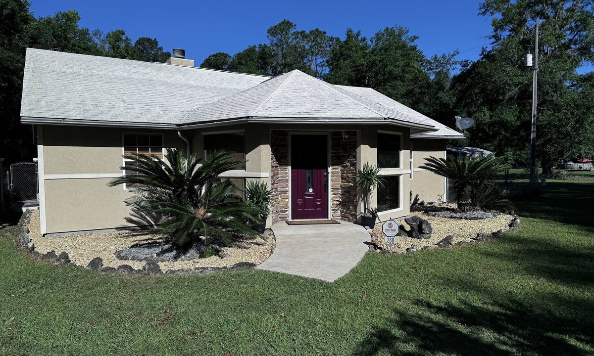 Lake City House | “The Peaceful Palace”nn