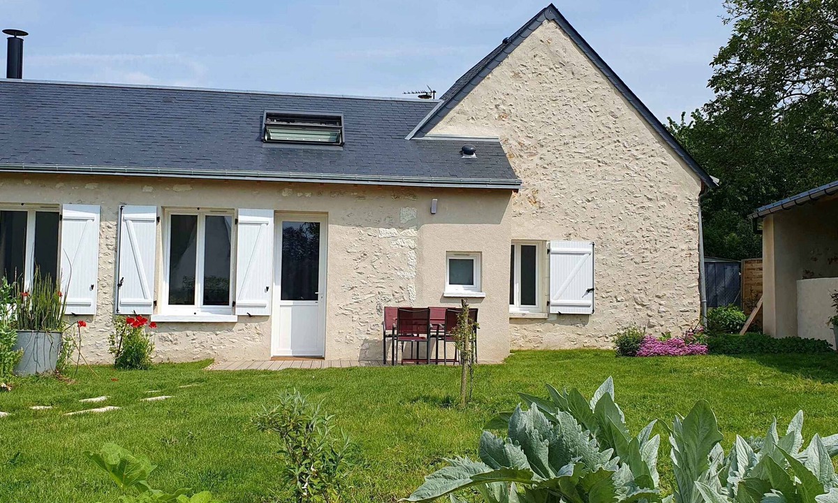 Veigne House | The peacock of the day in Touraine