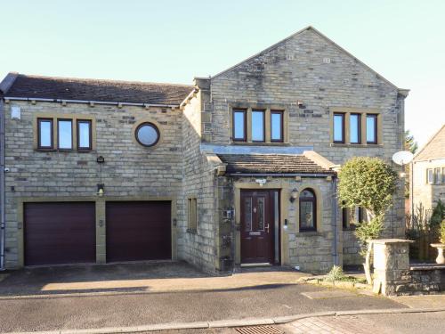 Cartworth House | The Peak View Holmfirth