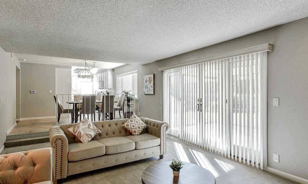 Crossgate House | The Pearl on McAbee