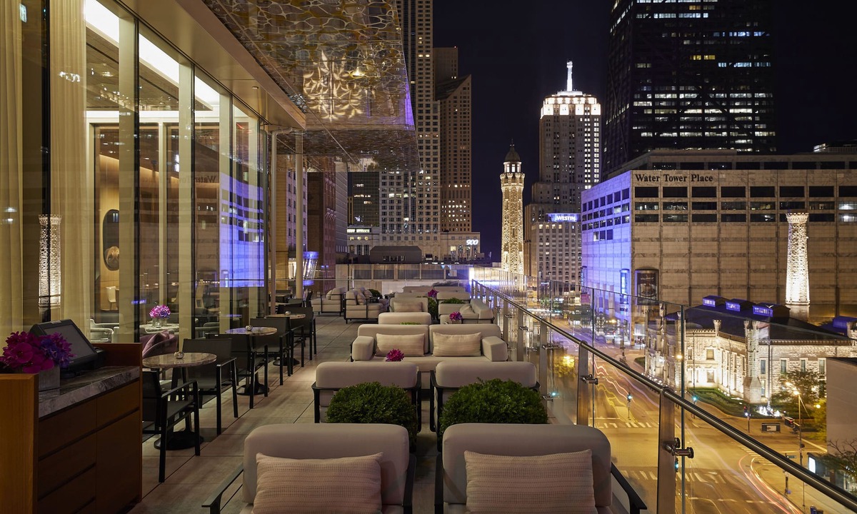 Near North Side Hotel | The Peninsula Chicago