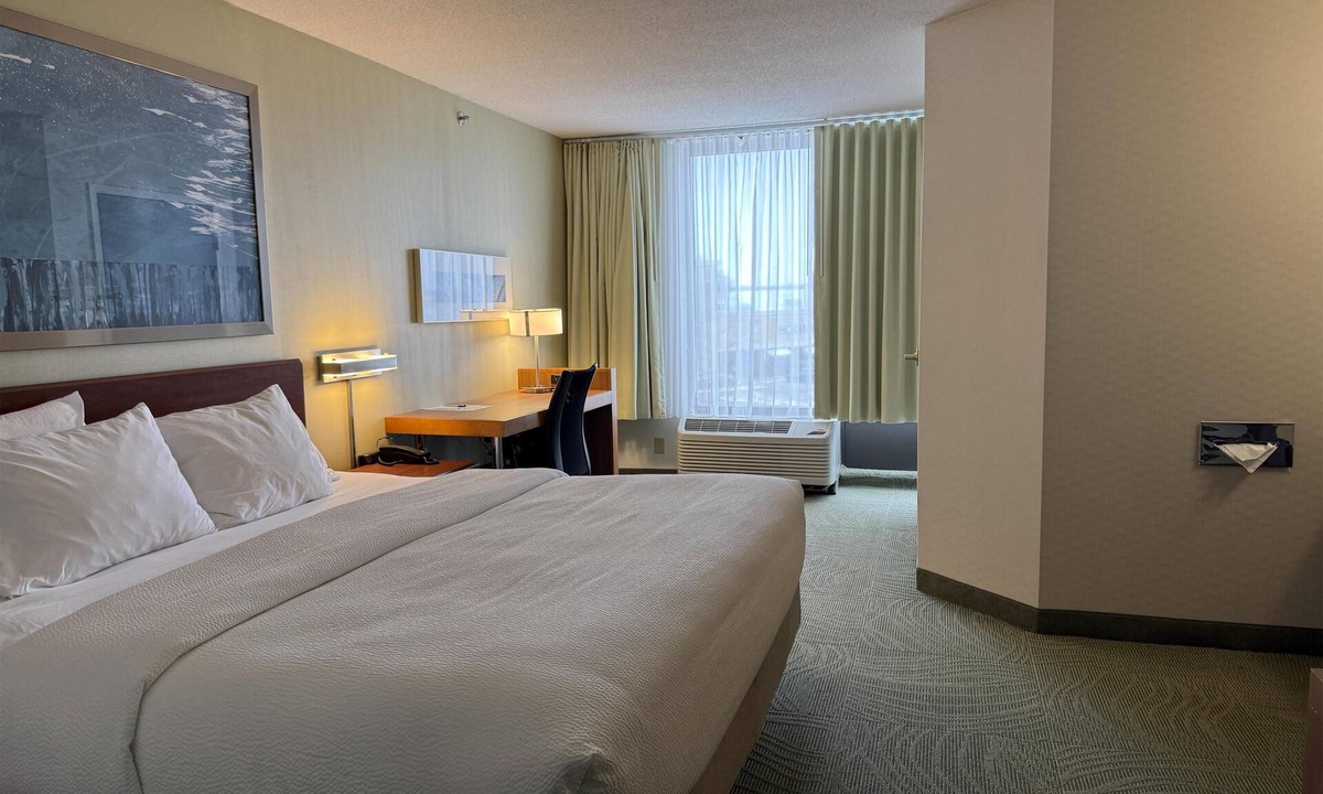 Orange Prairie Hotel | The Peoria Hotel, SureStay Collection by Best Western