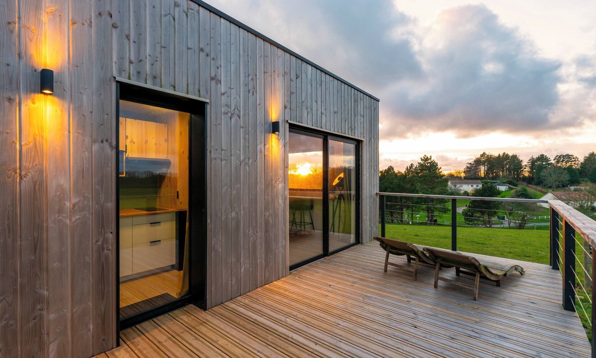 Cuverville House | The perch