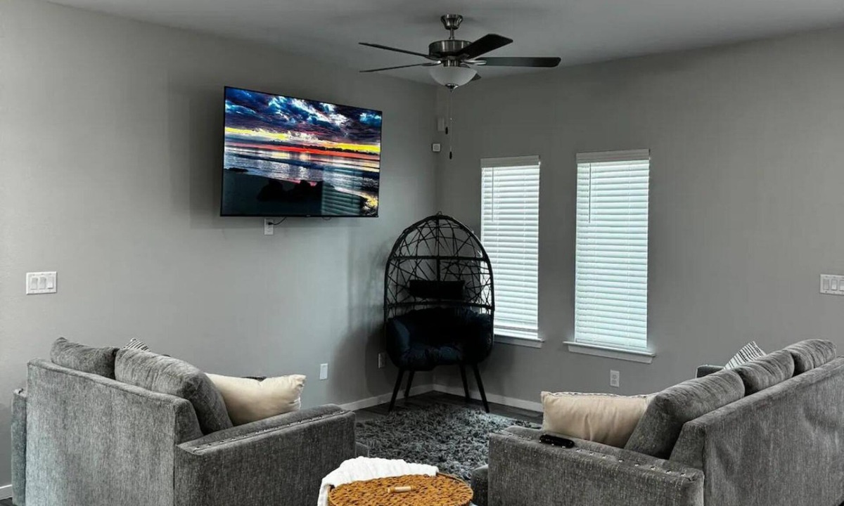 Biggs Field House | The perfect escape from home!