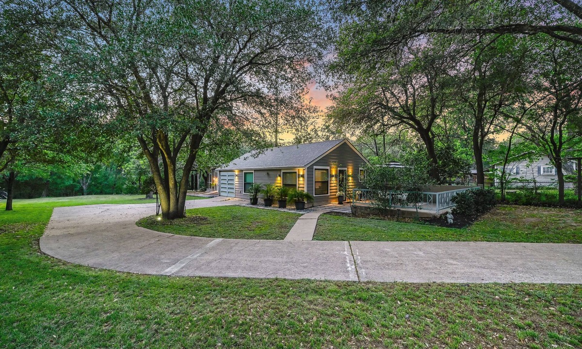 Allandale House | The Perfect Executive Retreat in Central Austin