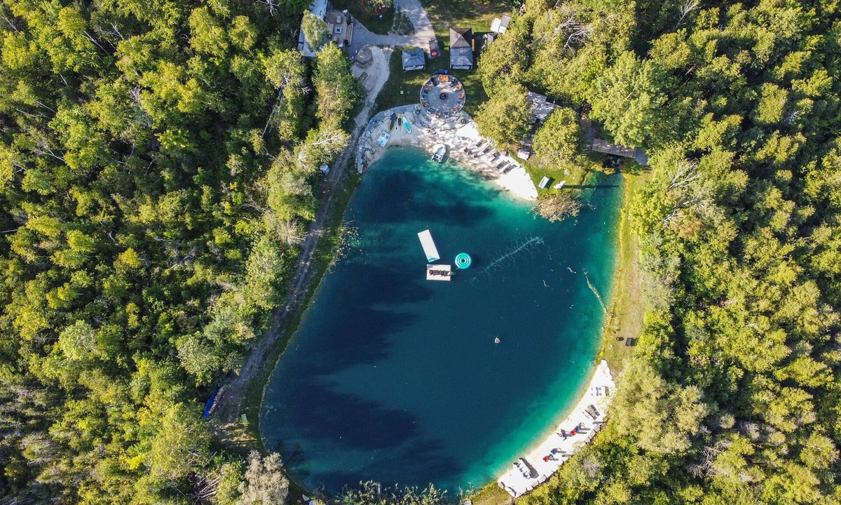 Tyrone Cottage | The Perfect Getaway from The Everyday !nFraser Beach Resort