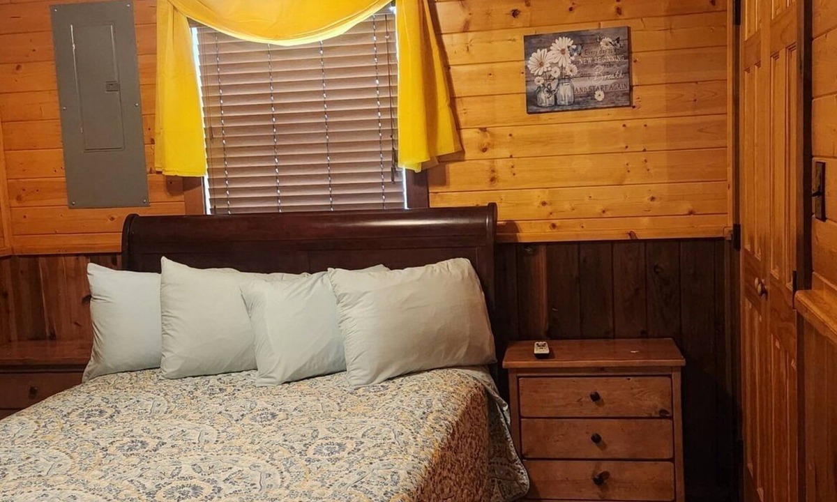 Pipe Creek Cabin | The perfect place for relaxation and tranquility!