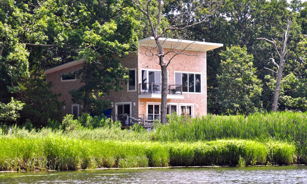 Mattituck House | The Perfect Setting for a Magical Stay