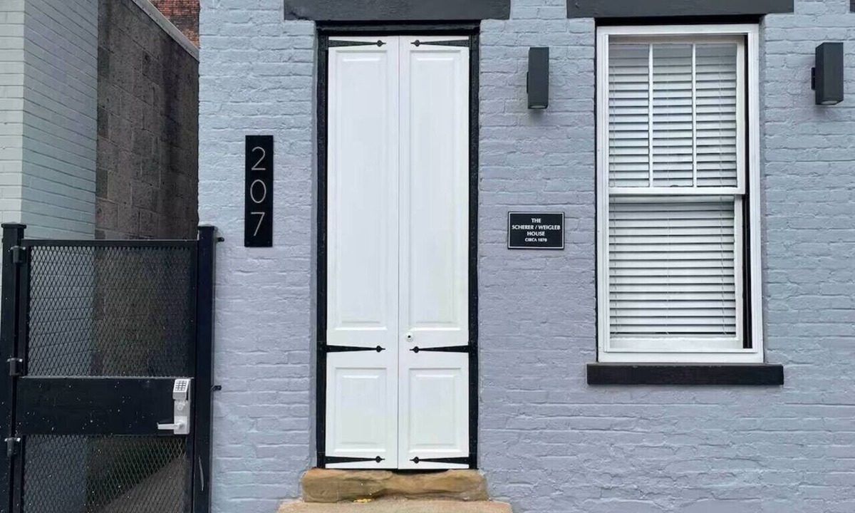 New Albany Apartment | The Perfect Spot in Downtown