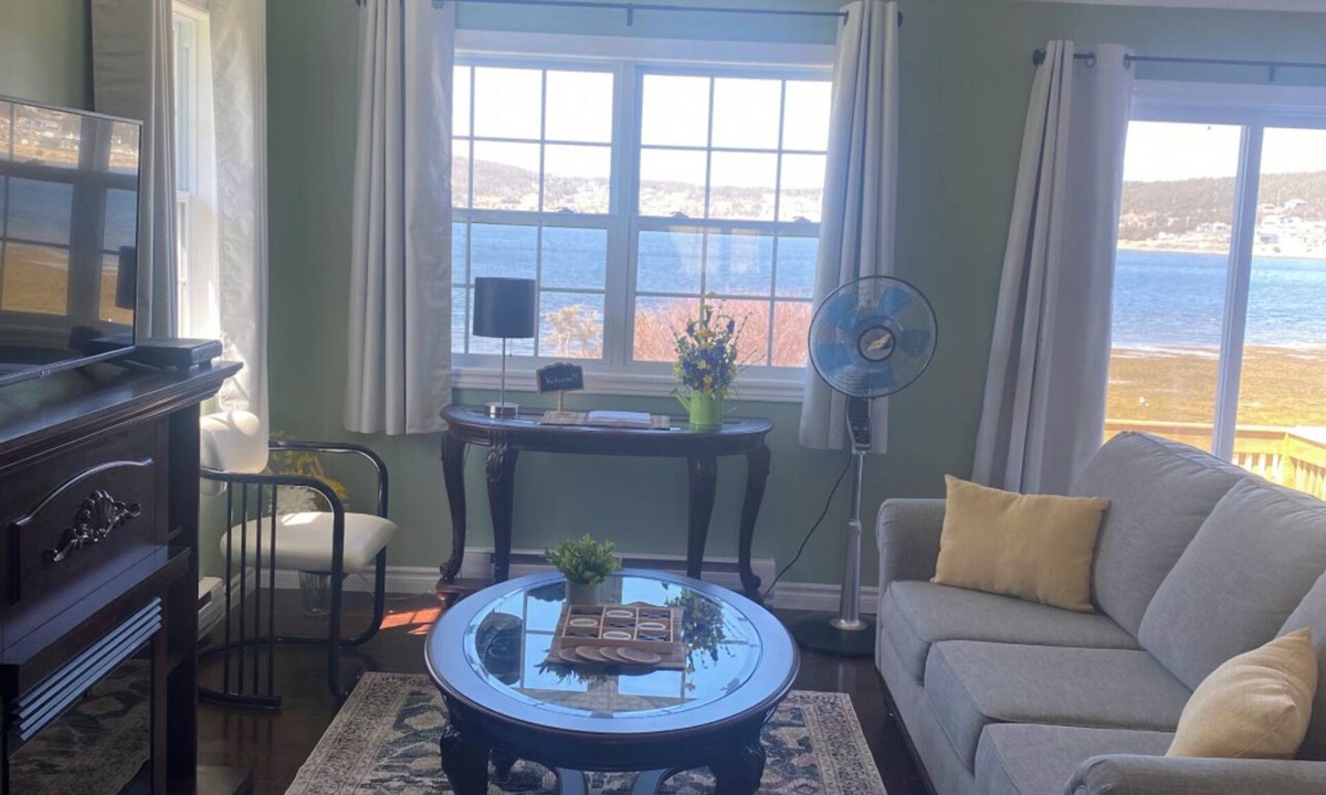 Rocky Harbour Cottage | The Peridot Retreat