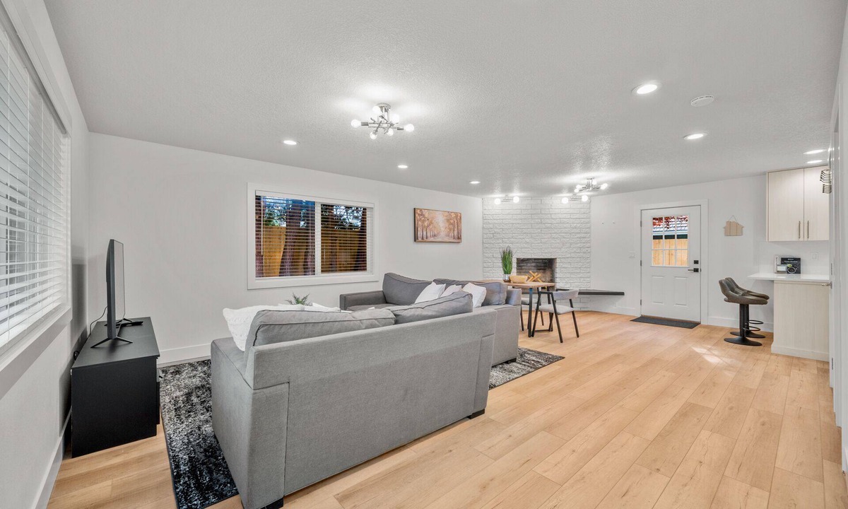 Vancouver House | The Phoenix