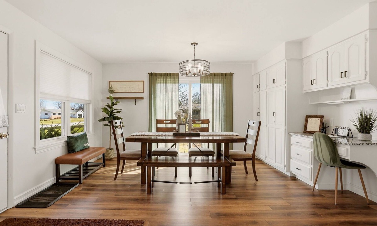 Birch Run Township House | The Pine Tree Haus - Frankenmuth
