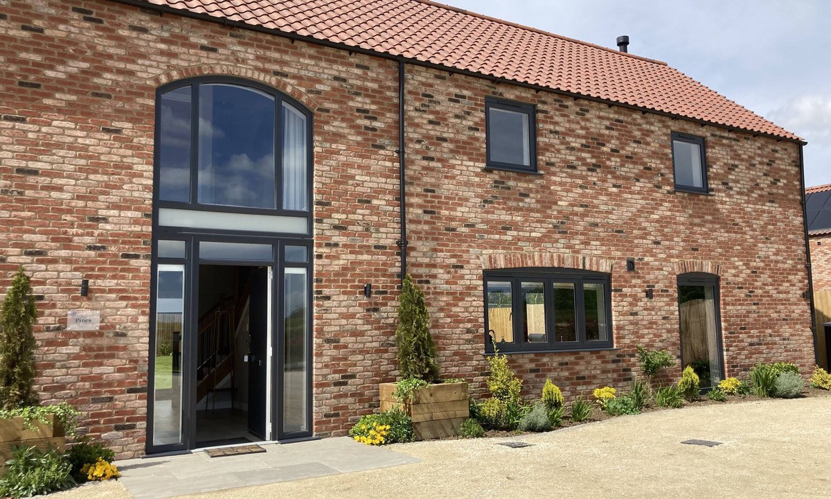 Dunholme House | The Pines, Ashlin Farm Barns