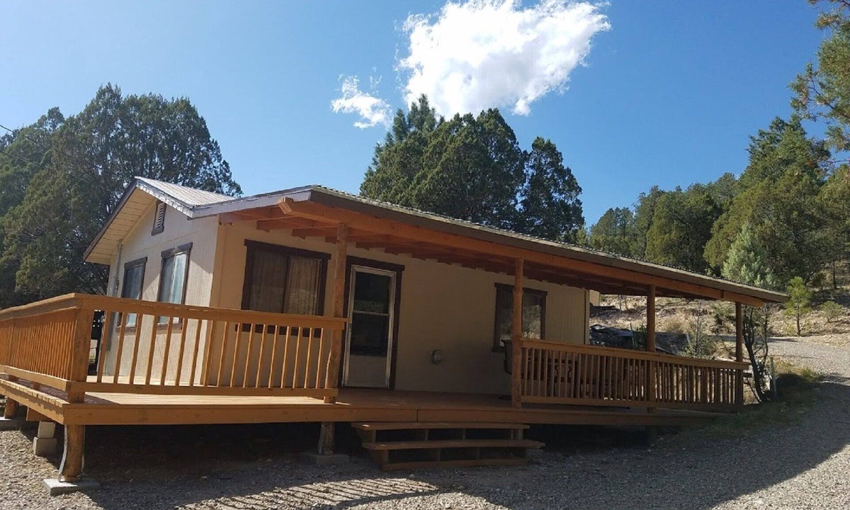 Mayhill Cabin | The pines at Mayhill