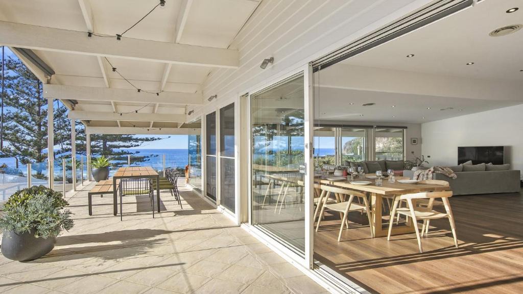 Killcare House | The Pines on Killcare Beach