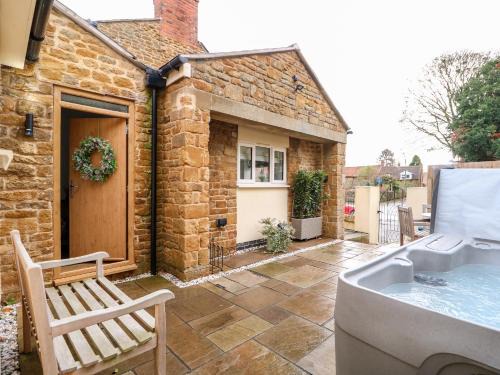 Wymondham House | The Pinfold