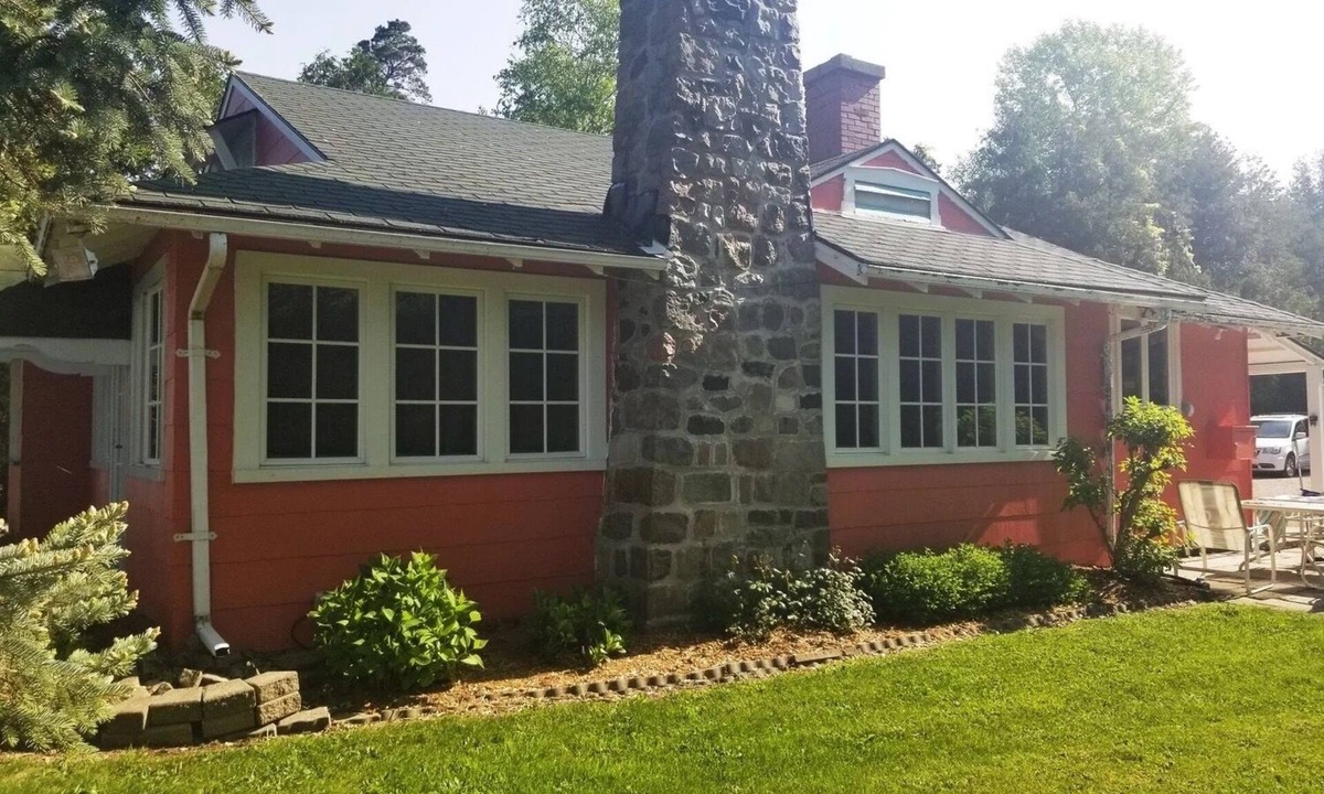 Bayfield Cottage | The Pink Cottage: Sunset Views