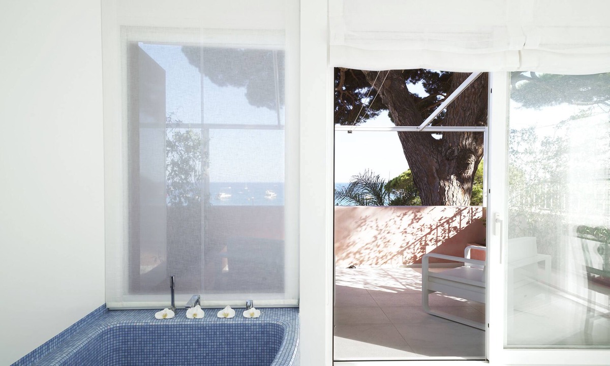 Sant Feliu de Guixols Hotel | The Pink Elephant Hotel