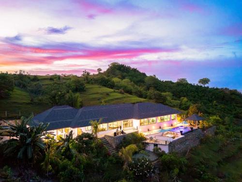 Sekotong Barat Villa | The Pinnacle Villa Lombok