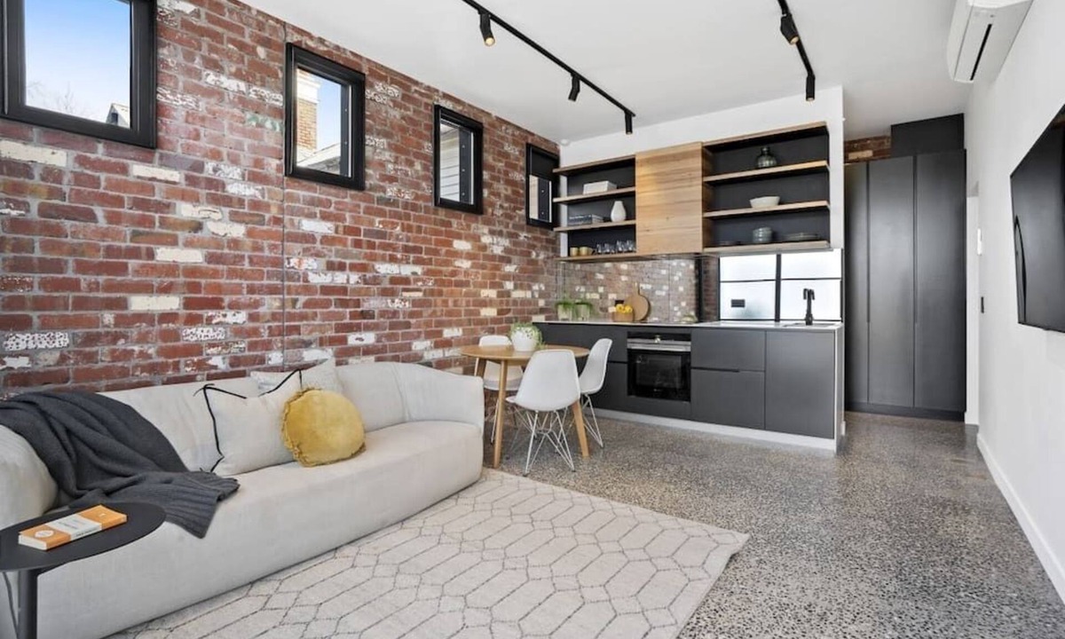 Geelong West Apartment | The Pix Studio Modern Industrial Stay