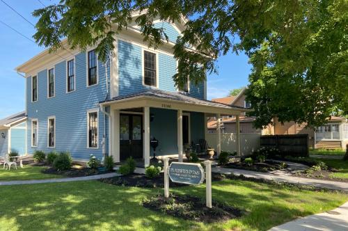 Plainfield Hotel | The Plainfield Inn