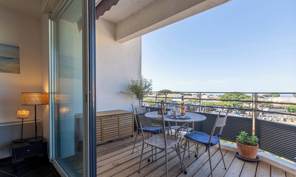 Palavas-les-Flots Apartment | The Plaza *Panoramic Terrace *Beach *Parking