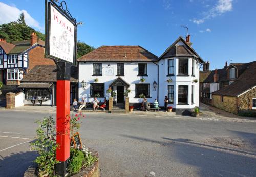 Capel Hotel | The Plough Inn