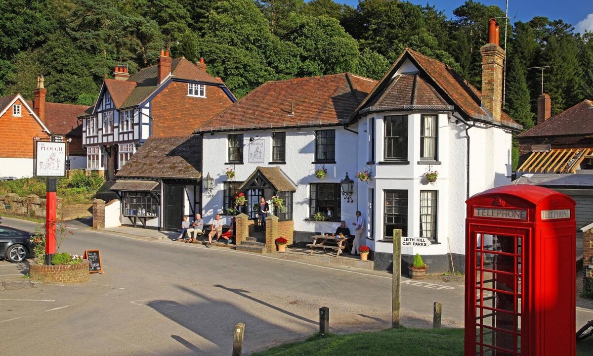 Capel Hotel | The Plough Inn