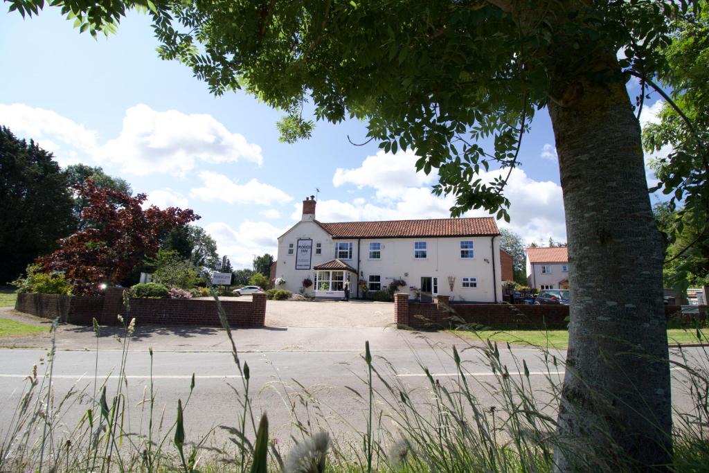 Marsham Hotel | The Plough Inn