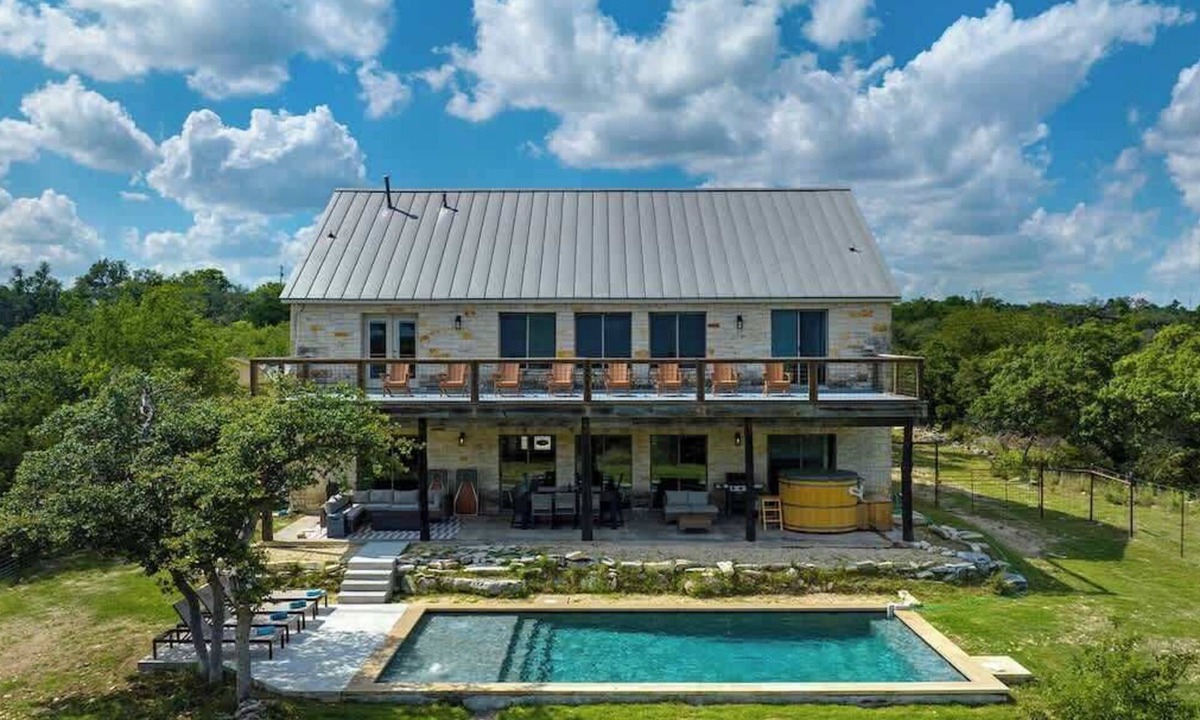 Fredericksburg House | The Point Serene Hill Country Views With Pool & Hot Tub